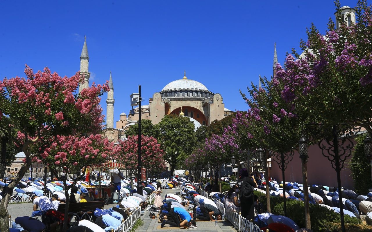 Ayasofya'da ikinci cuma namazı 8