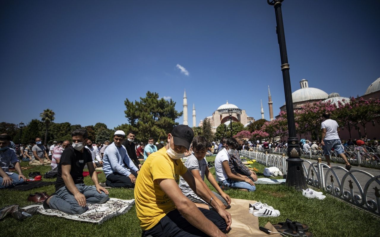 Ayasofya'da ikinci cuma namazı 7