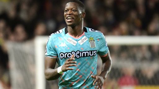 Dünyada biten transferler 16