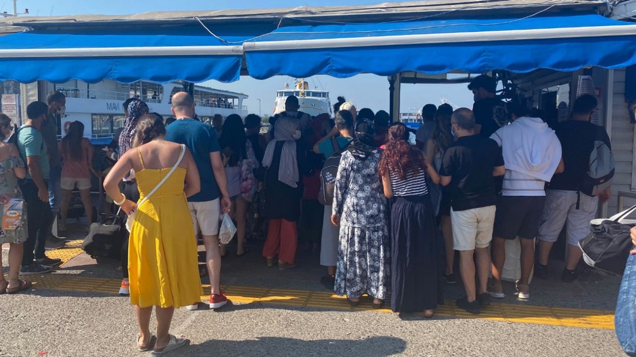 Bayramın ikinci gününde Adalar'a akın 7
