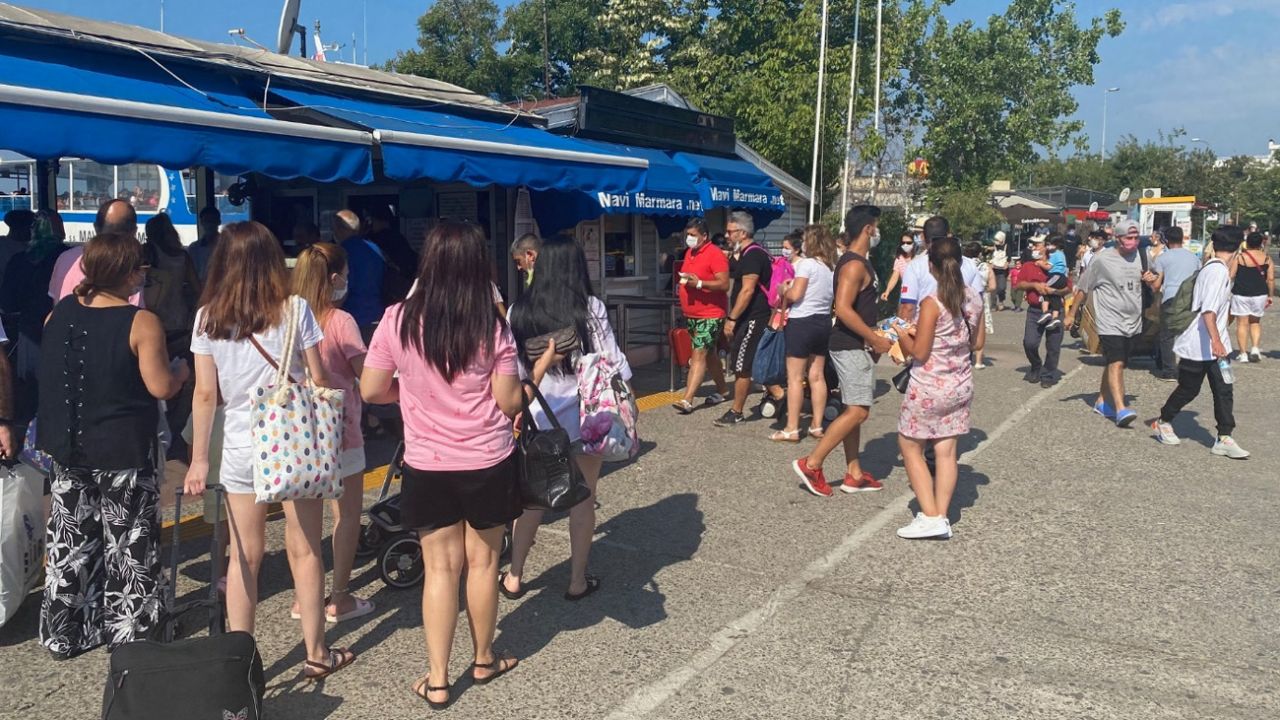 Bayramın ikinci gününde Adalar'a akın 9
