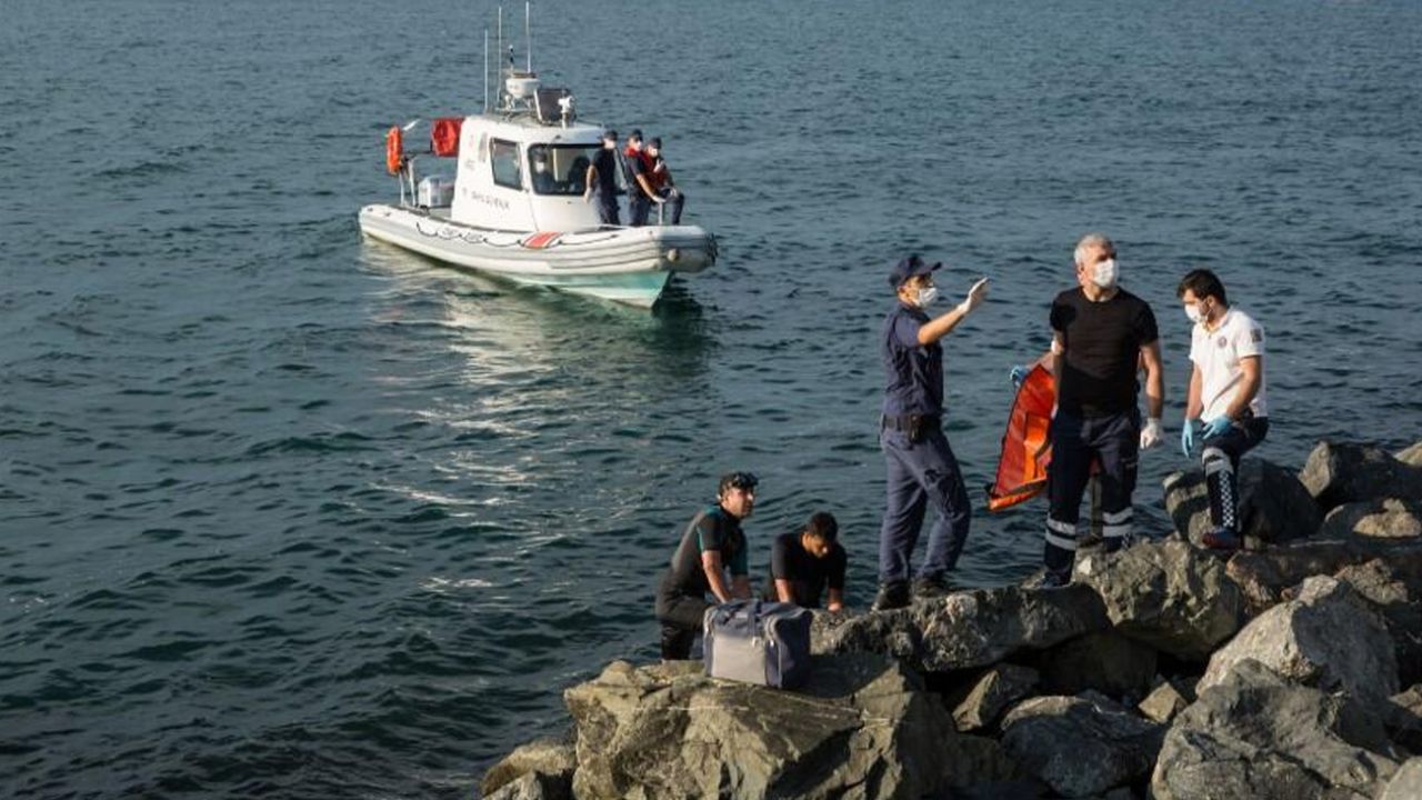 Bakırköy sahilinde ceset bulundu! 7