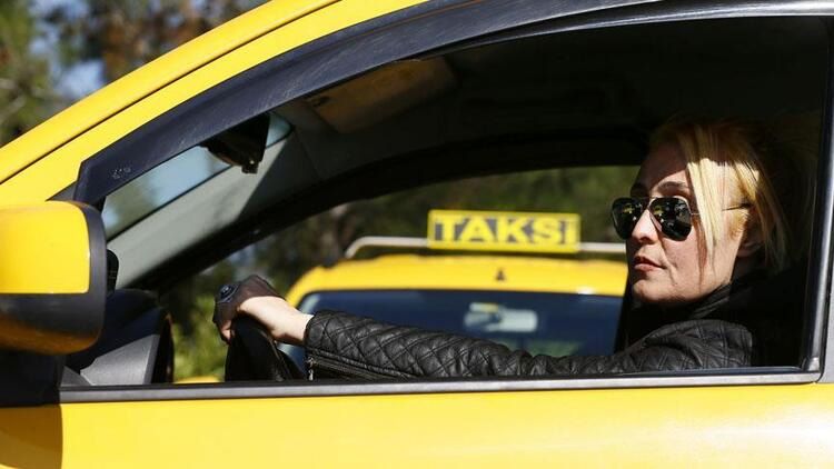 Taksiye binen her müşteri bunu yapacak 2
