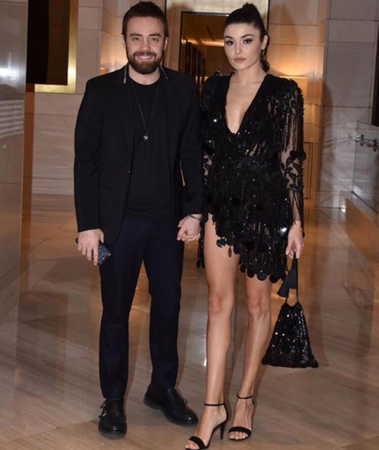 Hande Erçel'in dikkat çeken tişörtü 3 bin 500 TL! 7