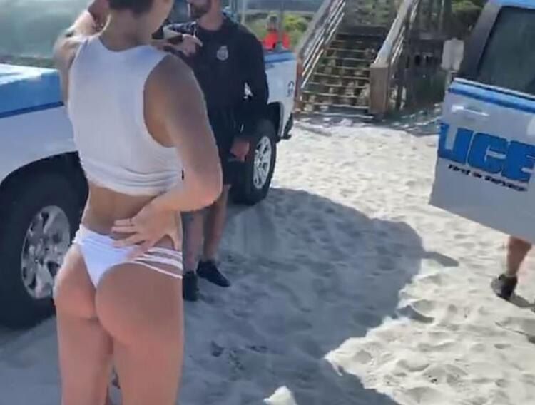 Bikinisi yüzünden tutuklandı! 7