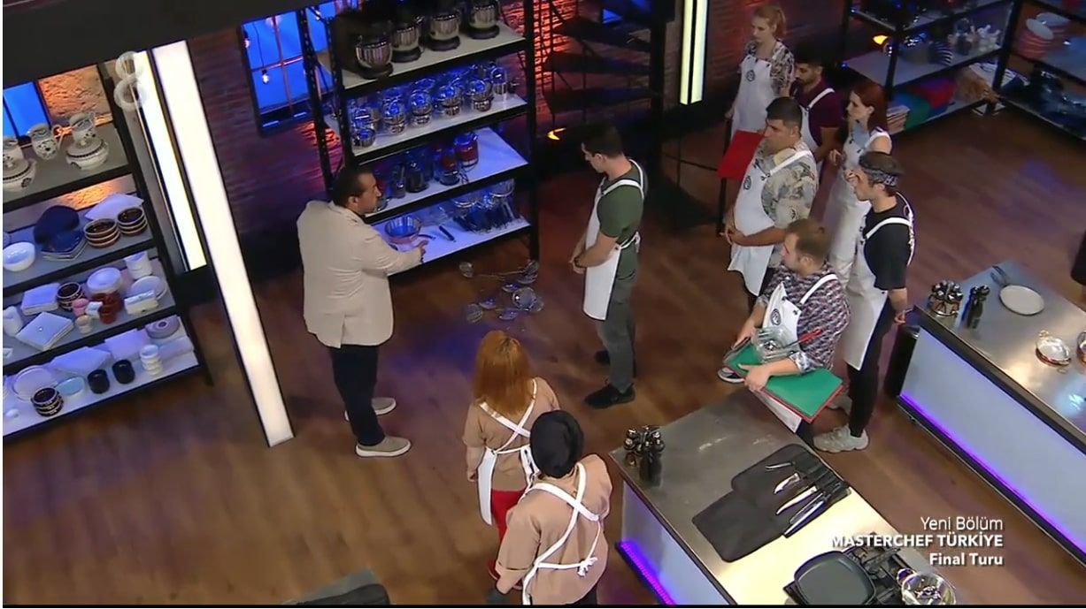 MasterChef'te gerginlik! Yarışmacının hareketi cezasız kalmadı 6