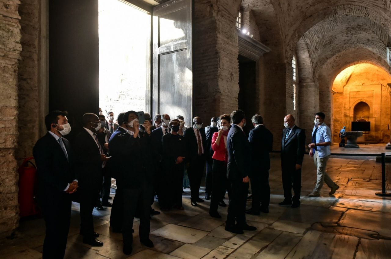 Türkiye'de görev yapan büyükelçiler Ayasofya'da 7