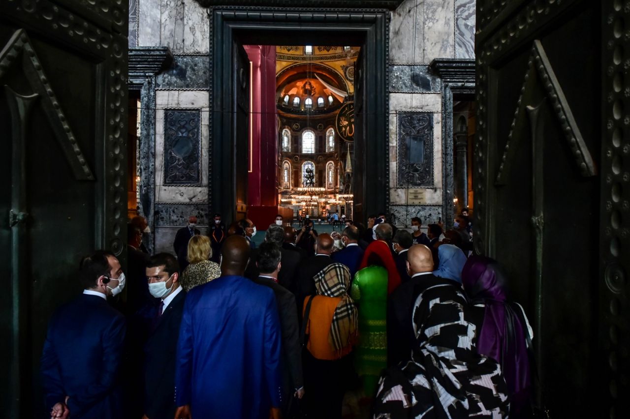 Türkiye'de görev yapan büyükelçiler Ayasofya'da 8
