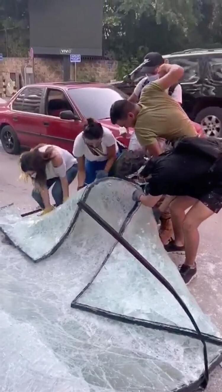 Dünya o kahramanlara ağlıyor 12