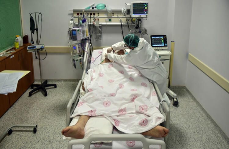 Bakanlık'tan yeni koronavirüs kararı 12