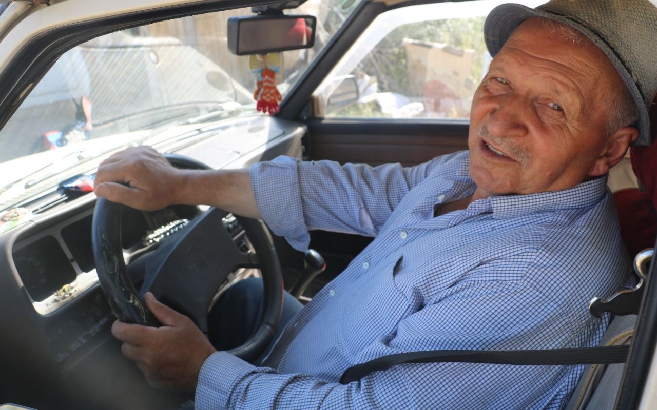 Tek değişeni olmayan 28 yaşındaki otomobiline gelen tüm teklifleri reddediyor 6