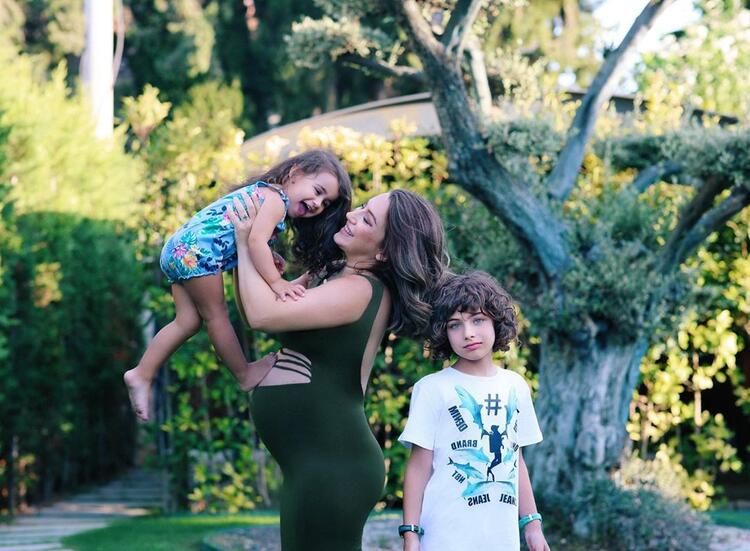 Sabri Sarıoğlu 3. kez baba oluyor 5