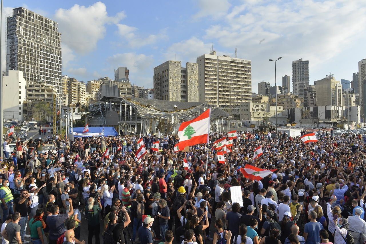 Lübnan'daki protestolar devam ediyor 4