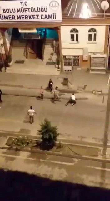 'Cami duvarına işeme' kavgasında kan aktı 3