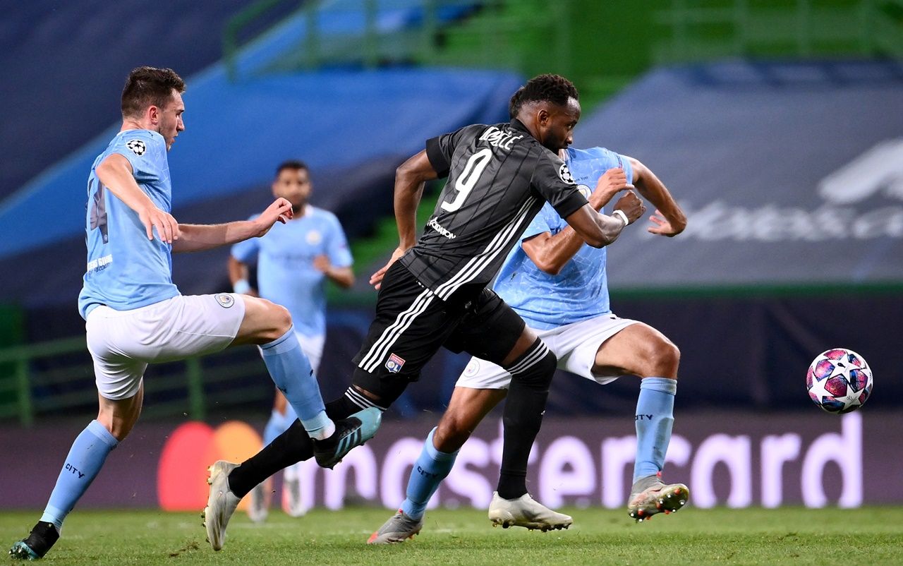 Lyon, Manchester City'i devirdi 14
