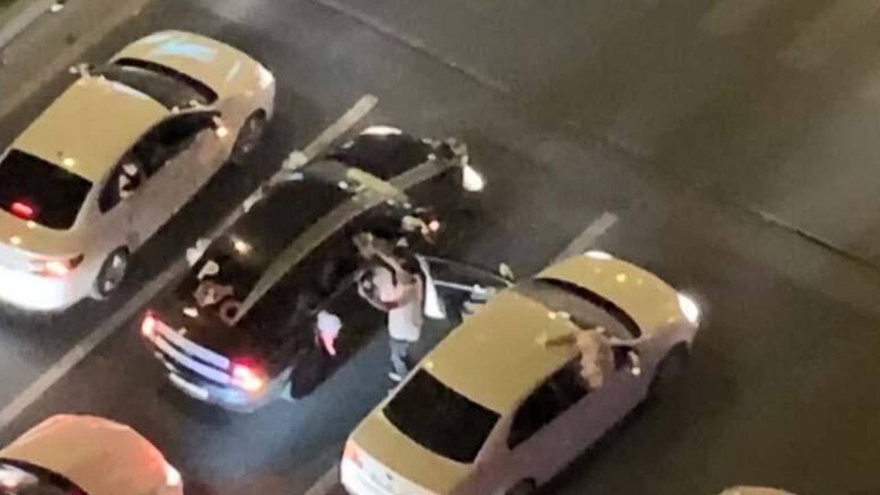 Diyarbakır'da düğün konvoyu oluşturup, kırmızı ışıkta halay çektiler! 4