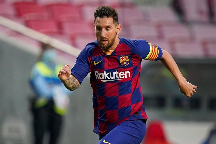 Barcelona'da Lionel Messi depremi 13