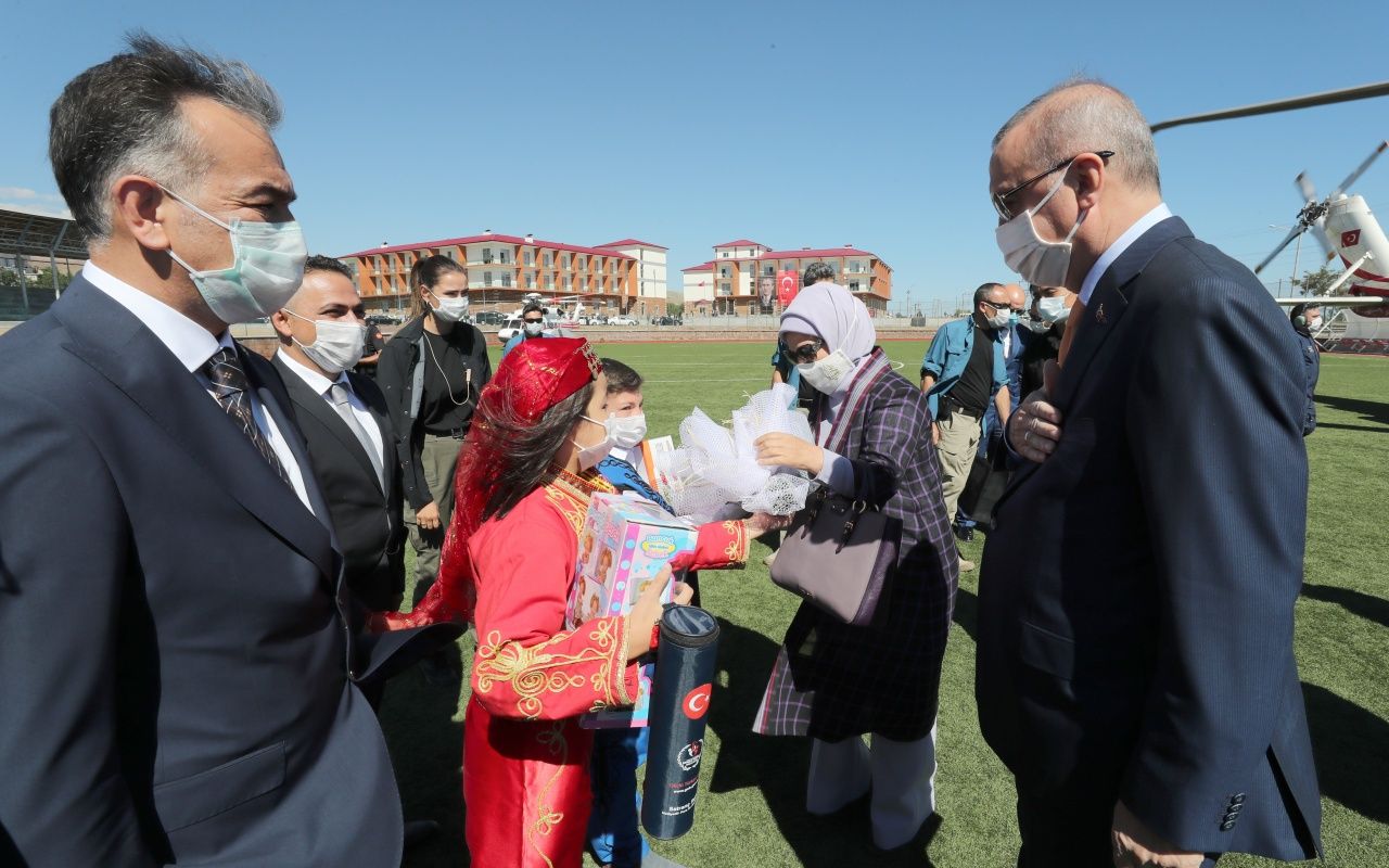 Cumhurbaşkanı Erdoğan Ahlat'taki etkinliklere katıldı 18
