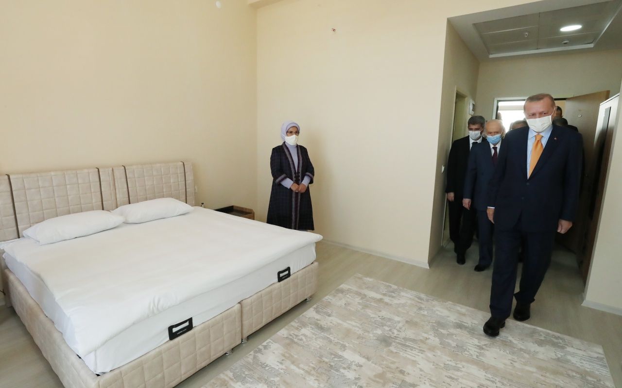 Cumhurbaşkanı Erdoğan Ahlat'taki etkinliklere katıldı 8