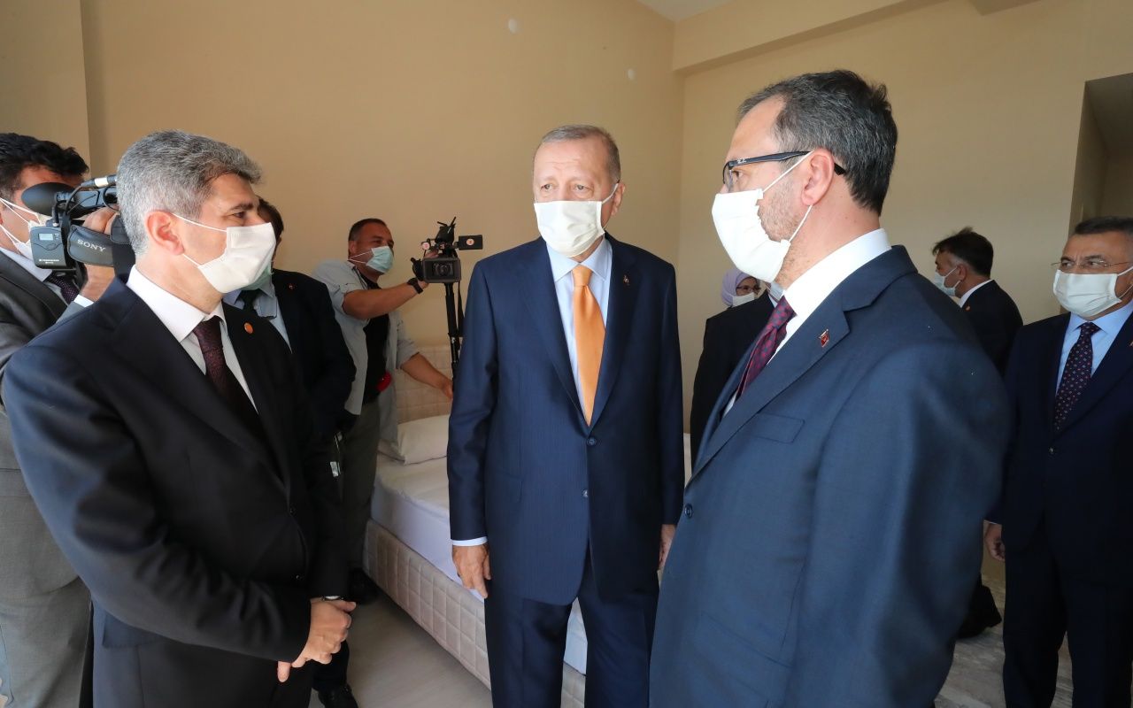 Cumhurbaşkanı Erdoğan Ahlat'taki etkinliklere katıldı 14