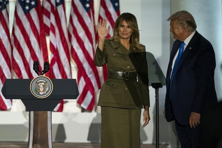 Melania'nın canlı yayındaki hareketi ABD'de bomba etkisi yarattı! 7