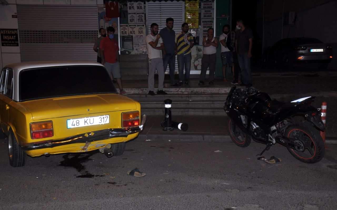 Virajı alamadı, otomobilin altına girdi 3