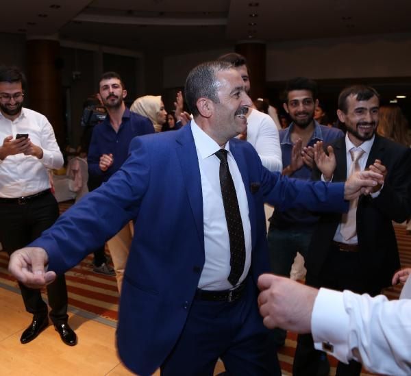 Babasını koronavirüsten kaybeden hekim isyan etti! 9