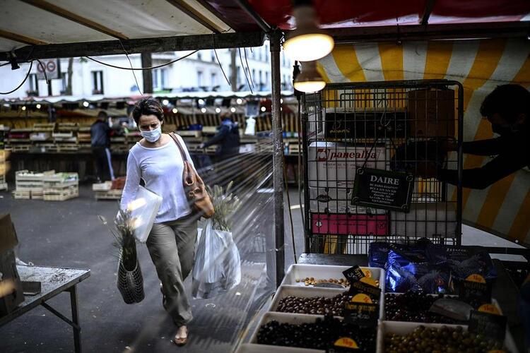 Önlemlere rağmen korkutan artış sürüyor... Avrupa koronavirüse diz çöktü 11