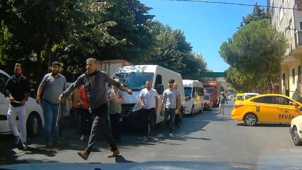 Bağcılar'da sopalı yumruklu taksici kavgası 4