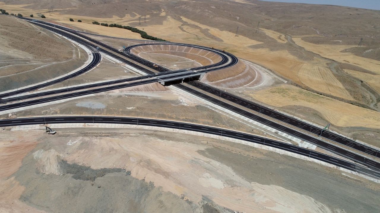 Ankara-Niğde Otoyolu 4 Eylül Cuma günü hizmete açılıyor! O yol 2 saat 22 dakikaya düştü... 11