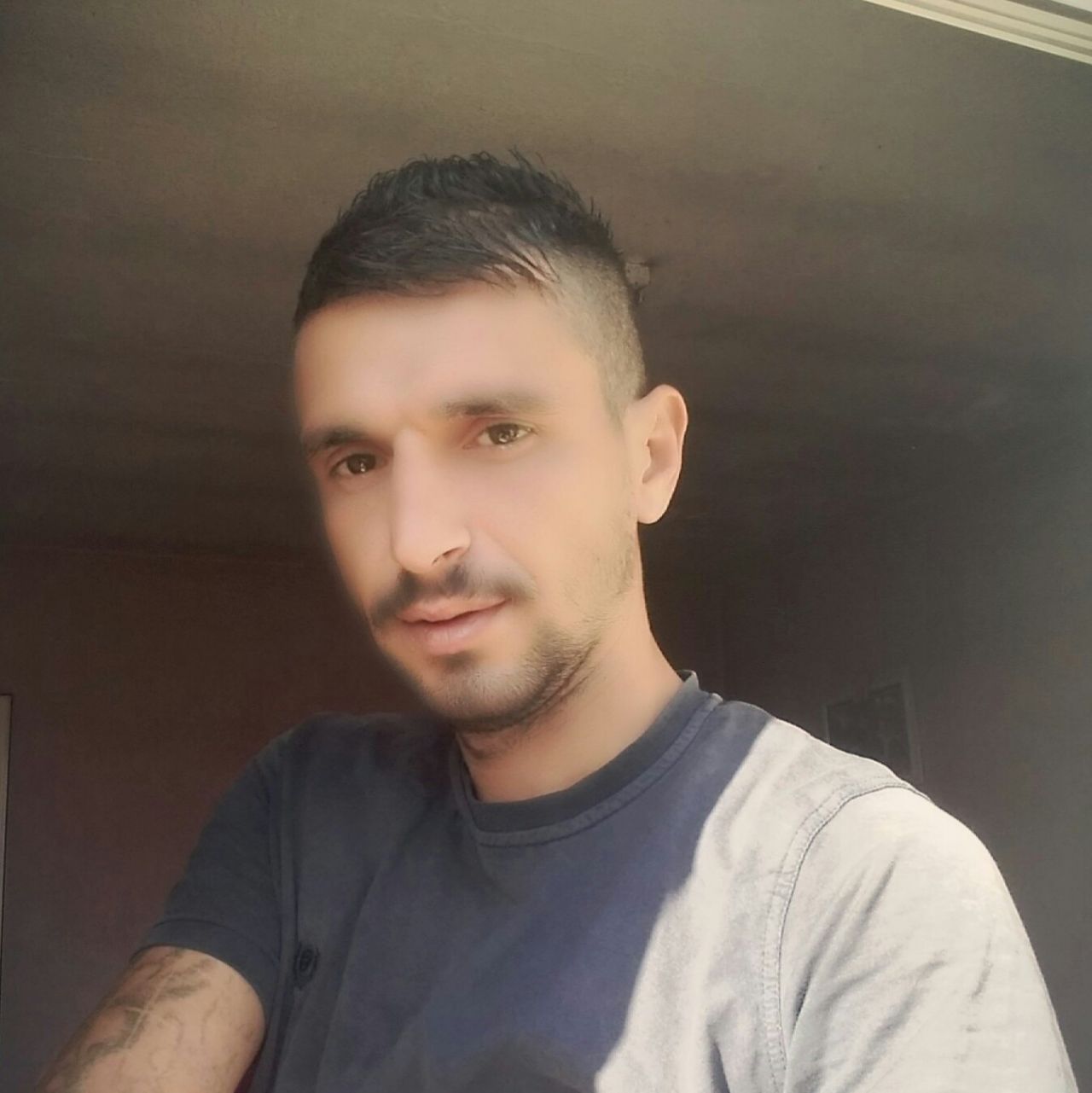 Kocasını vurup evin önünde bekledi 9