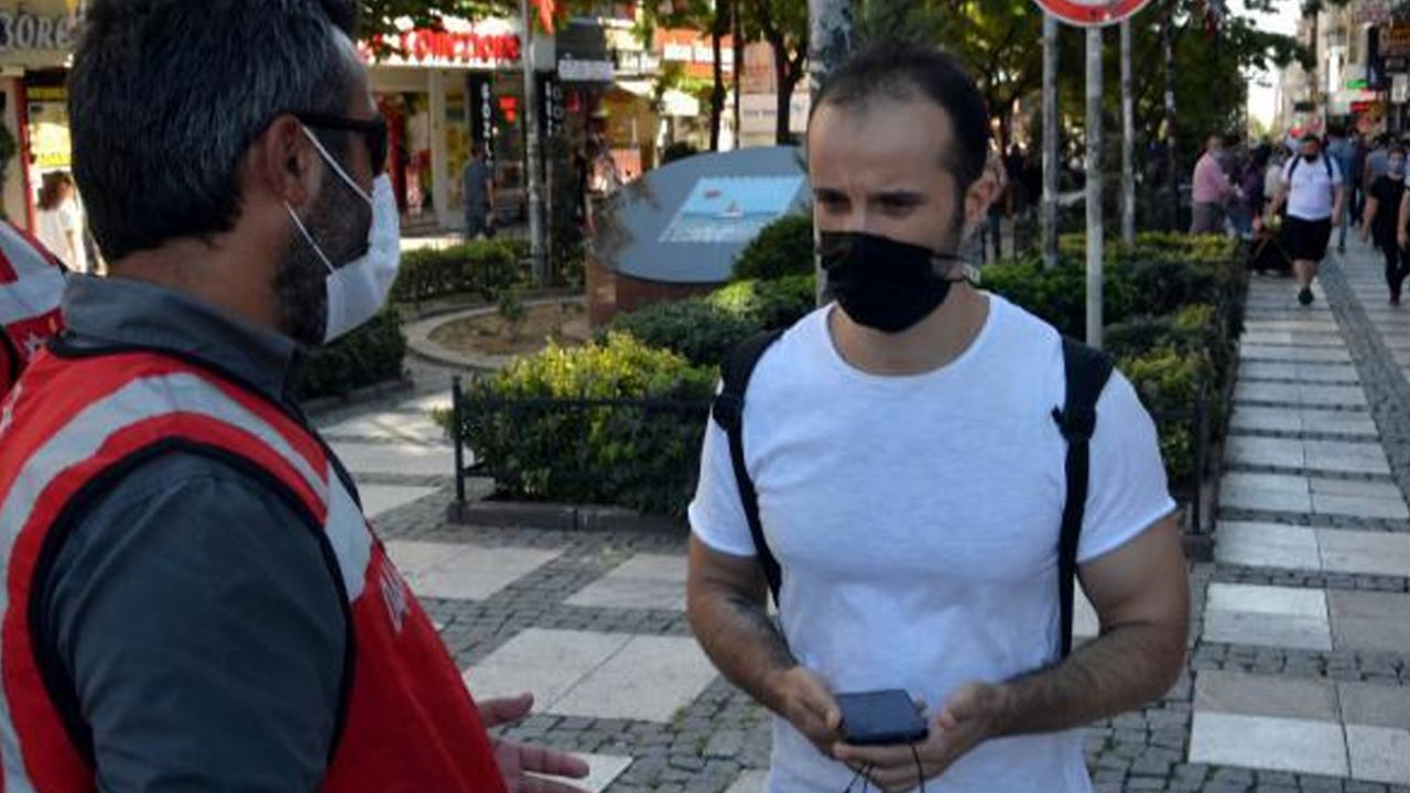 Polis denetimini gören maskesini taktı! 4