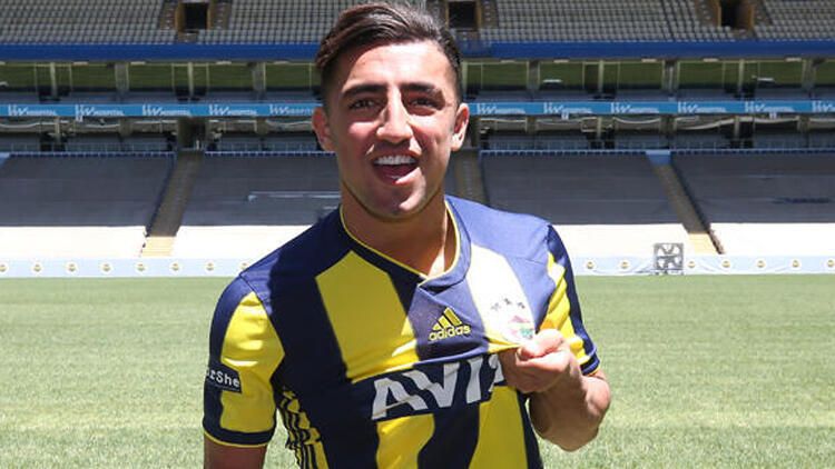 Emre Belözoğlu listeyi belirledi! Tek tek iletti 9