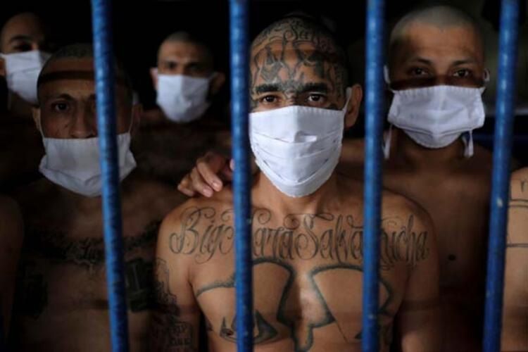 El Salvador'un koronavirüs cehennemi hapishaneleri! 15