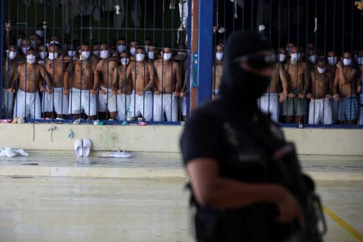 El Salvador'un koronavirüs cehennemi hapishaneleri! 9
