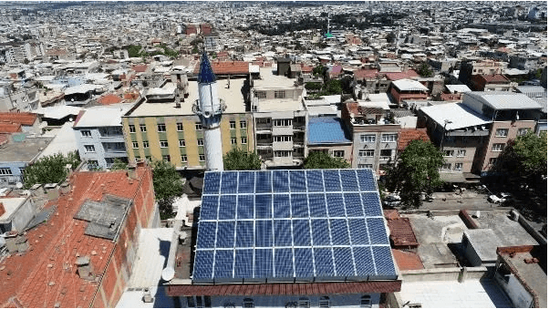 Ezan duyulmayınca minareyi bakın nereye yaptılar 4