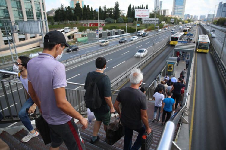İstanbul'da mesai saatleri değişiyor! İşte gündemdeki 4 seçenek... 1