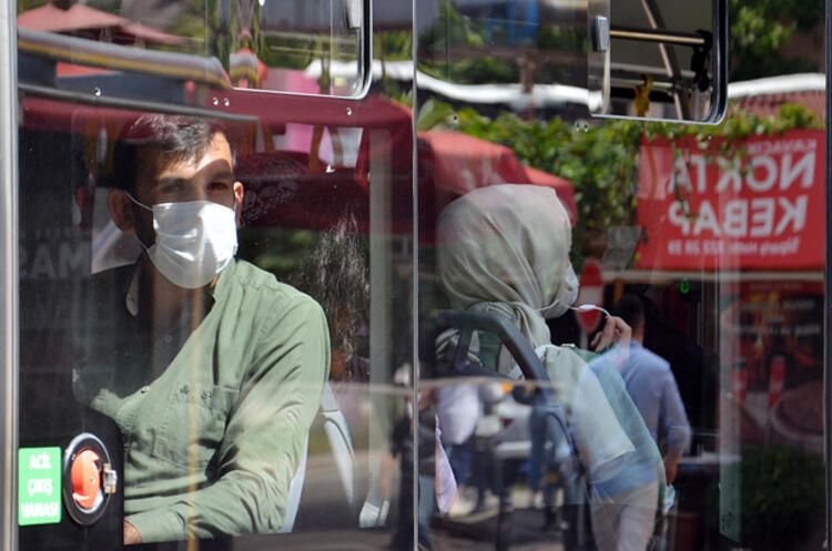 İstanbul'da mesai saatleri değişiyor! İşte gündemdeki 4 seçenek... 11