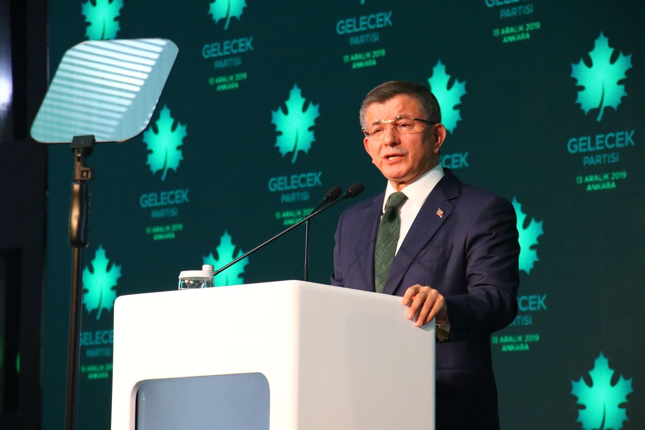 Davutoğlu'nun sözleri alay konusu oldu 1