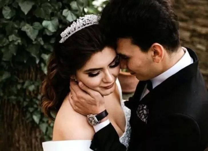 Fenomen gelin adayı Hanife Gürdal boşandı! 1
