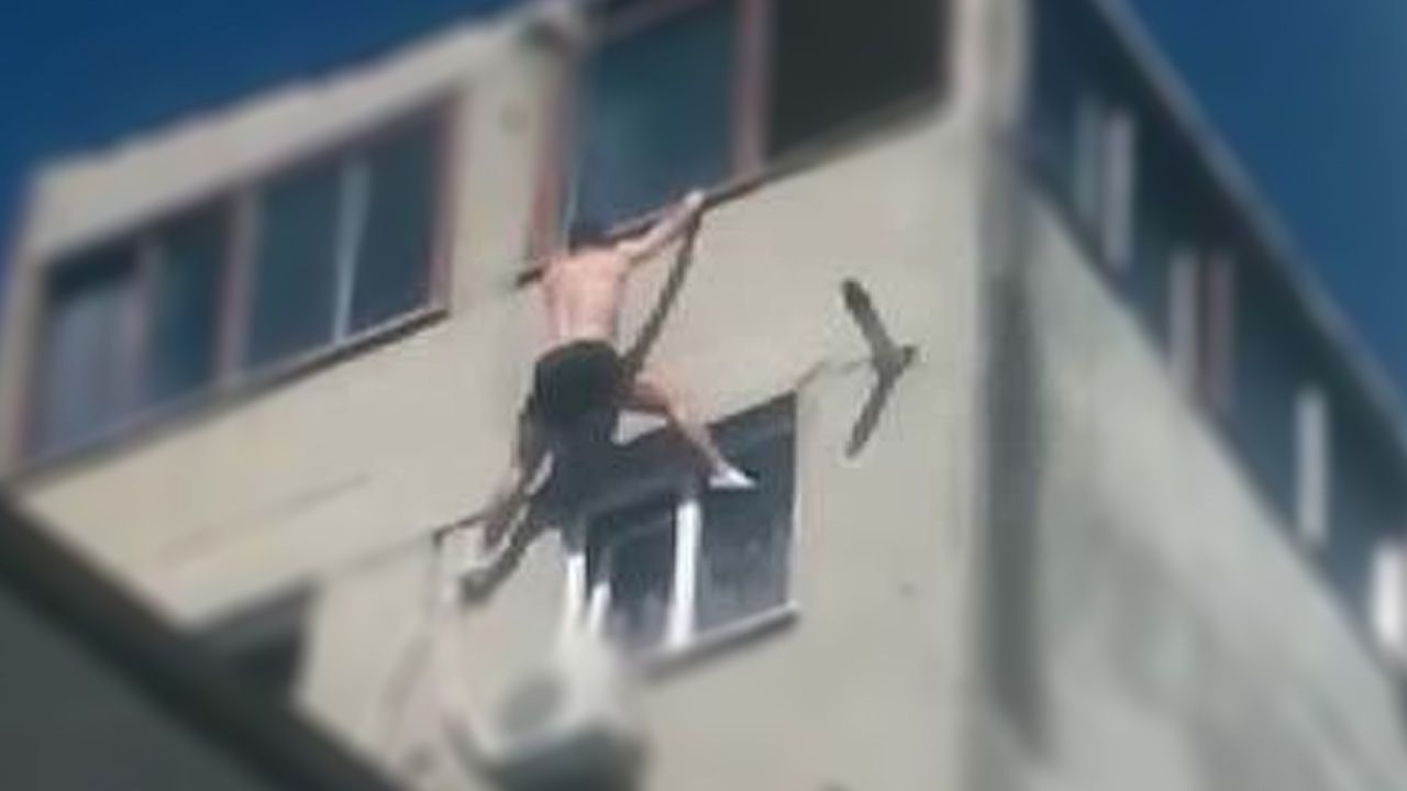 Pencereye tırmanırken düşerek hayatını kaybetti! 1