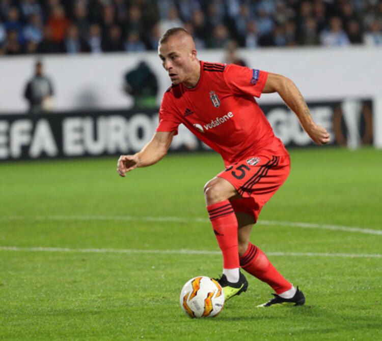 Fatih Terim'le görüştü, reddetti! Beşiktaş'la anlaştı 4