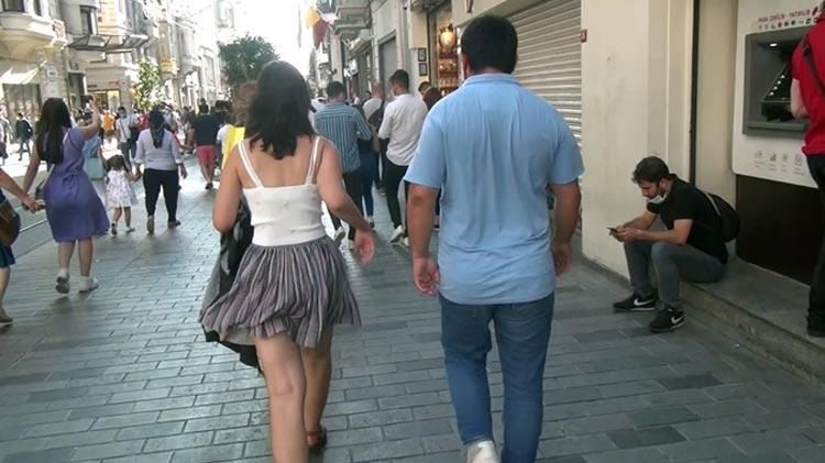Taksim'de iğrenç taciz! Enteresan savunma 1