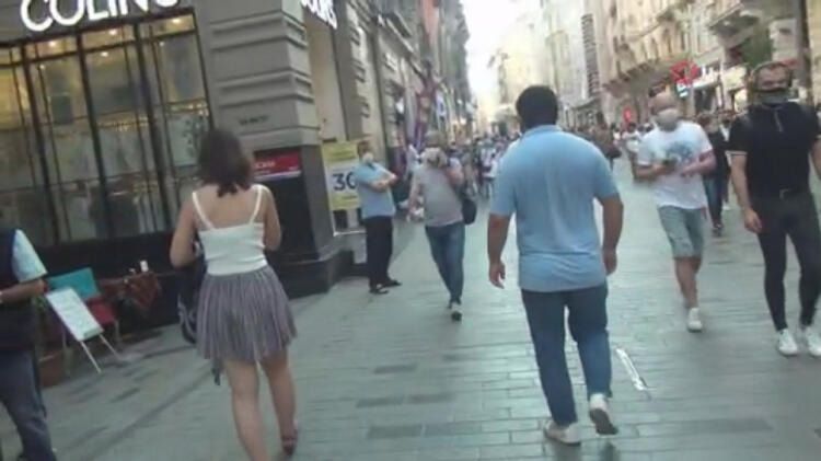 Taksim'de iğrenç taciz! Enteresan savunma 7
