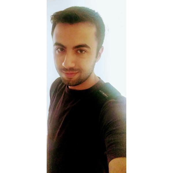 Sağlık çalışanı, yorgunluk nedeniyle uykuya yenik düştü! 4