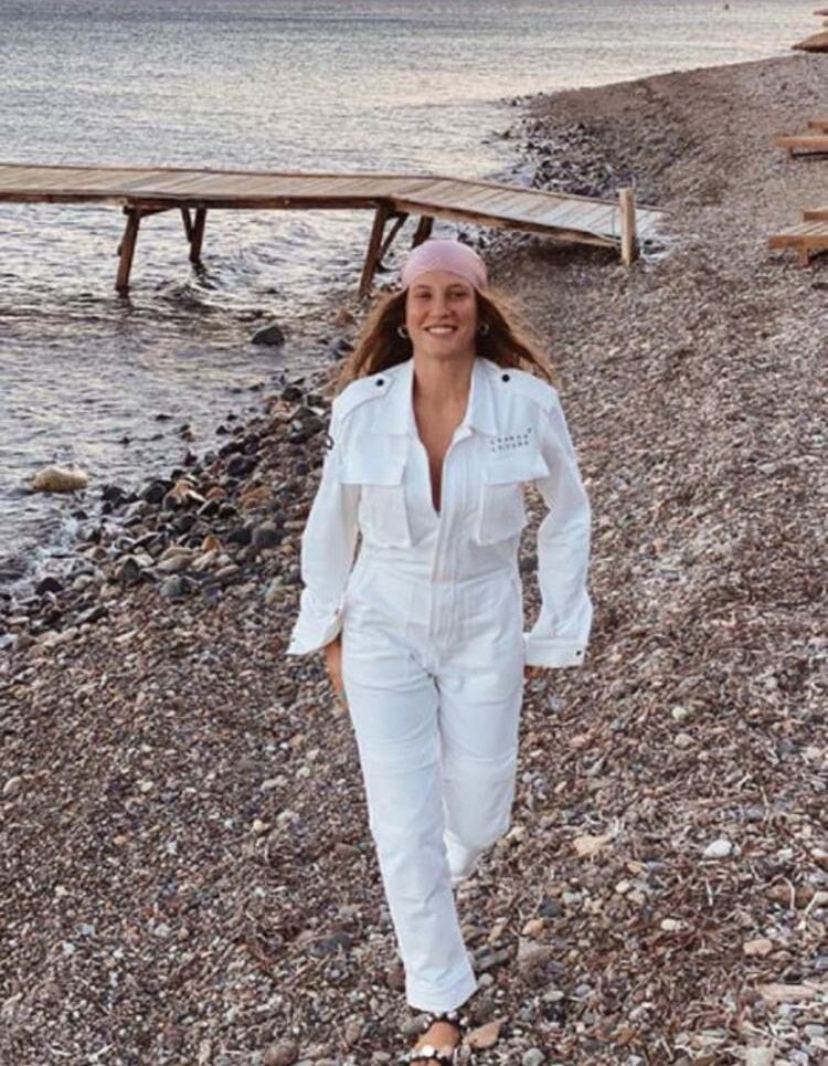 Serenay Sarıkaya, Ali Koç'la aşk yaşadığını ileri süren Kerem Çetinçalı'yı bir şartla affetti! 4