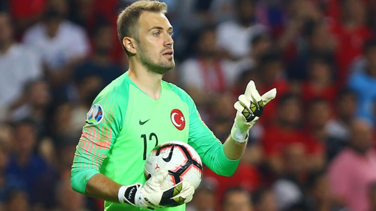 FIFA 21'de Türk oyuncular yerini aldı! 2