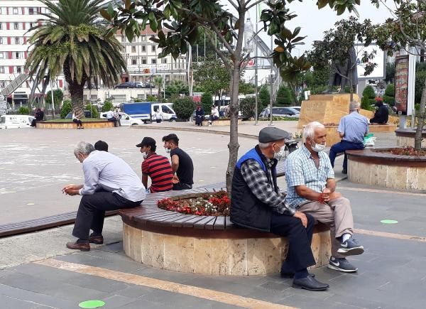 Giresun’da yürürken sigara içmek yasaklandı! 2