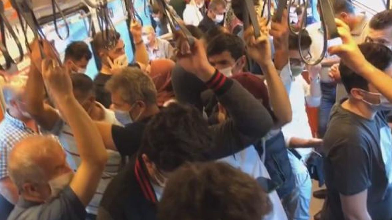 Metroda tedirgin eden yolculuk 3