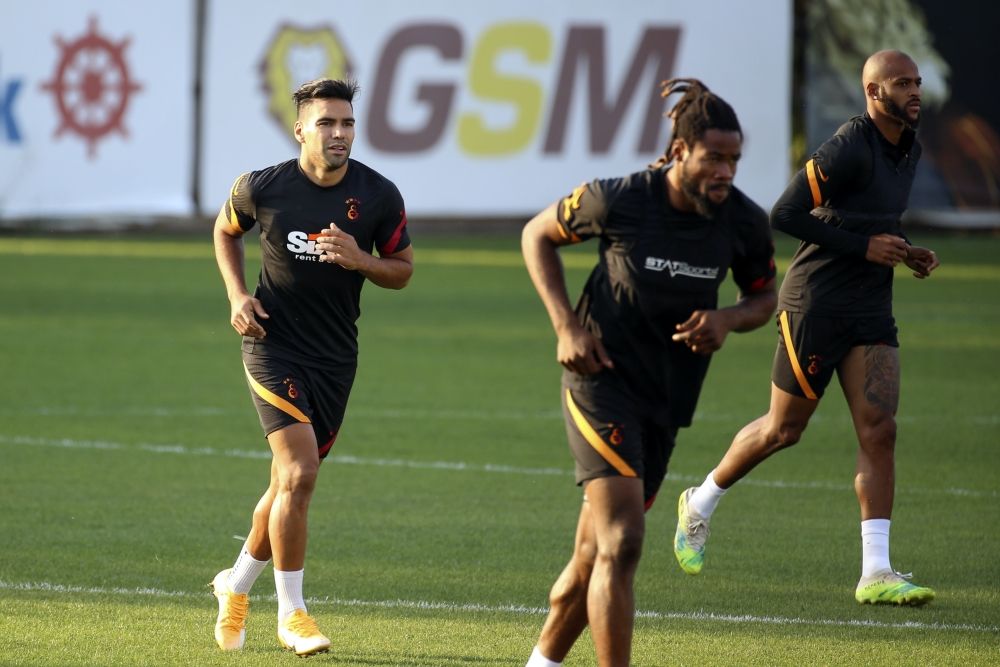 Galatasaray derbiye kilitlendi 3